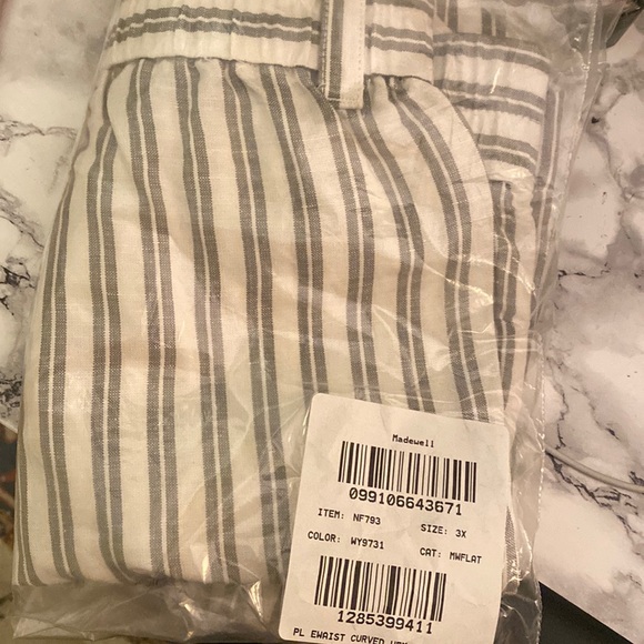 NWT Madewell Striped Shorts, 3X - Picture 3 of 3
